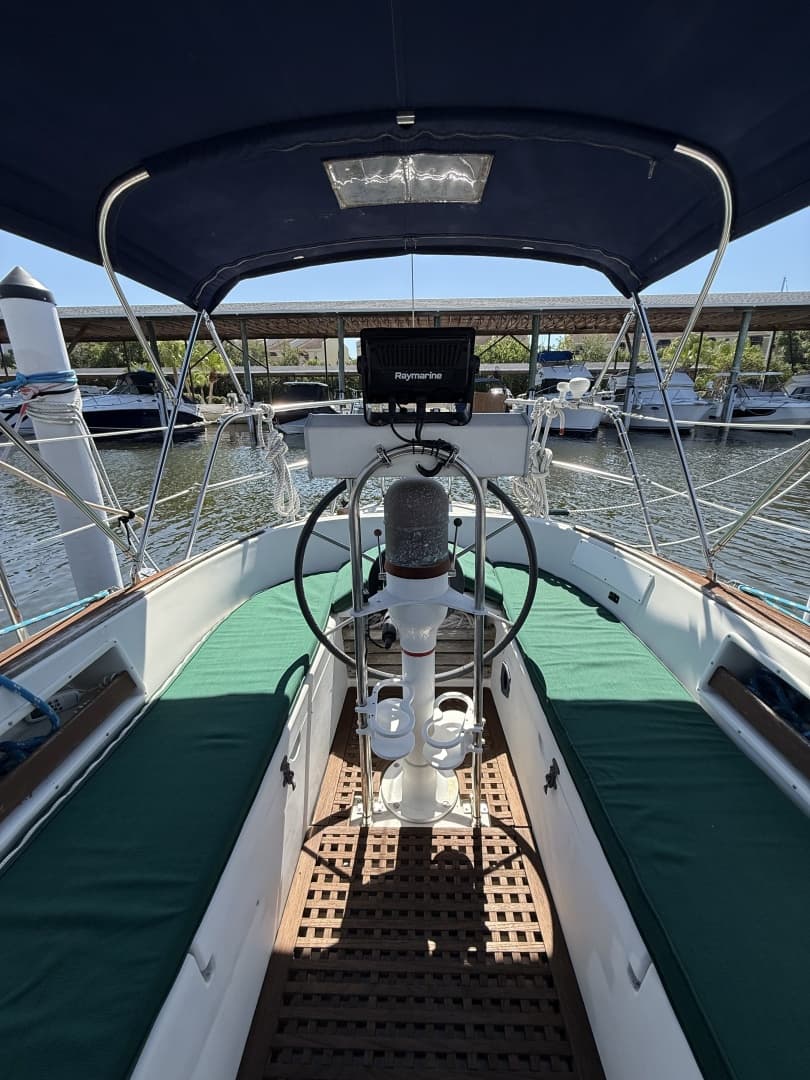 1987 Pacific Seacraft 