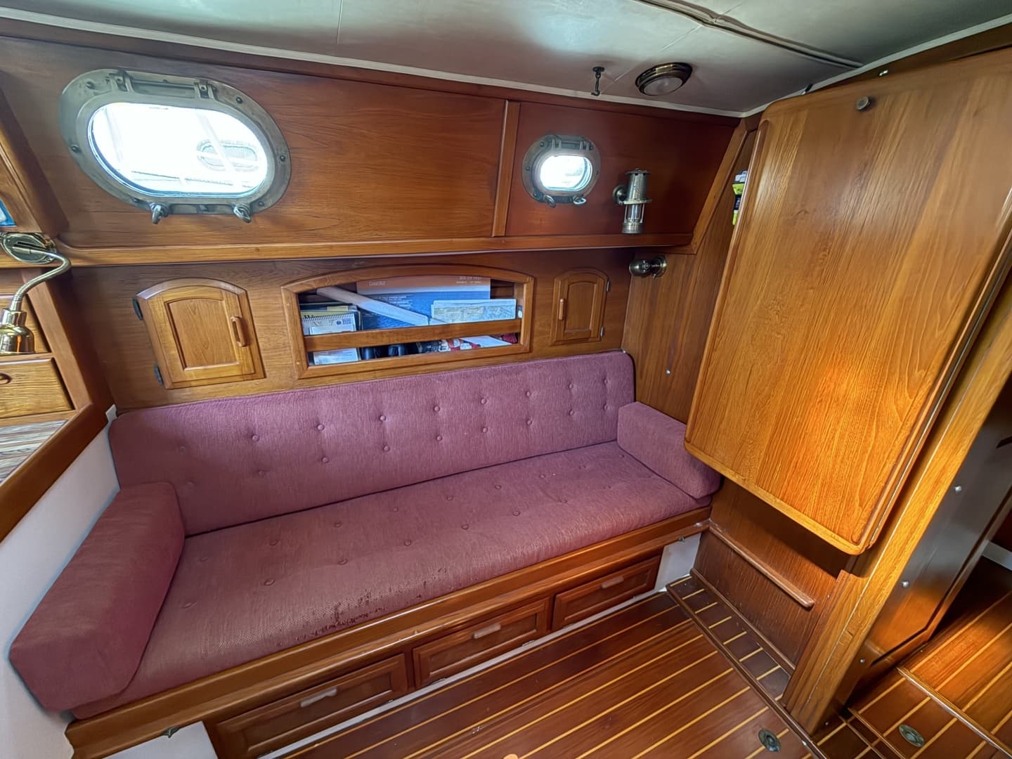 1987 Pacific Seacraft 