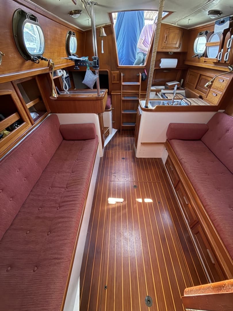 1987 Pacific Seacraft 