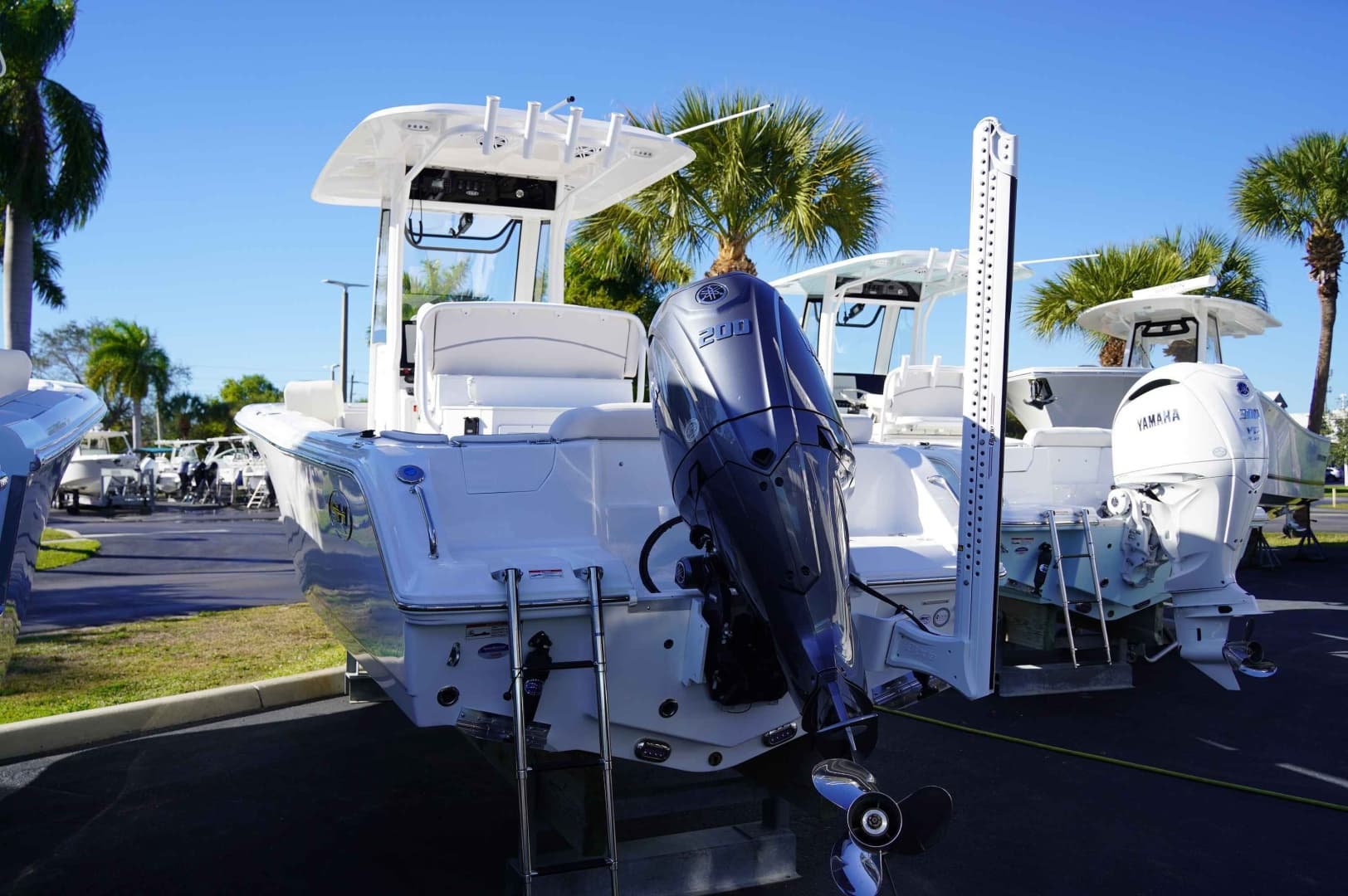 2026 Sea Hunt Ultra 235SE