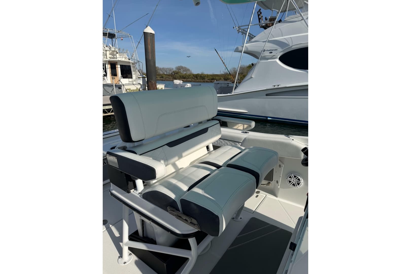 2021 Blackfin 