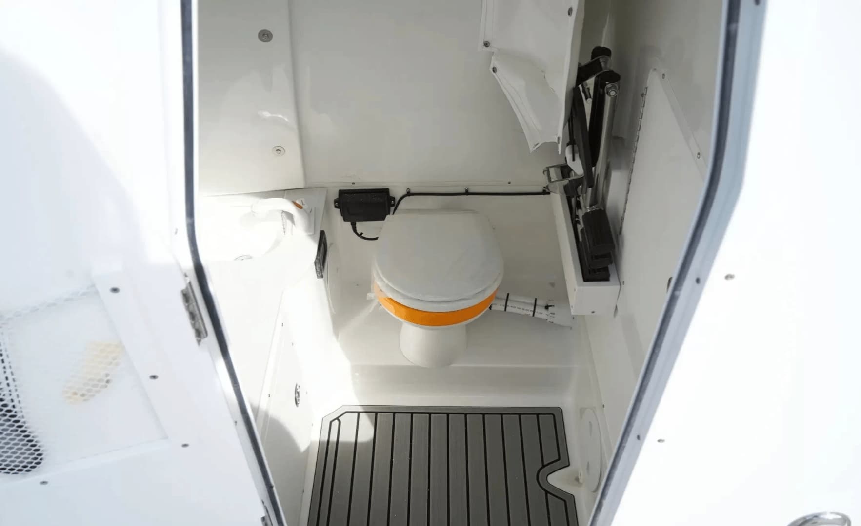 2026 Sea Hunt Ultra 285SE