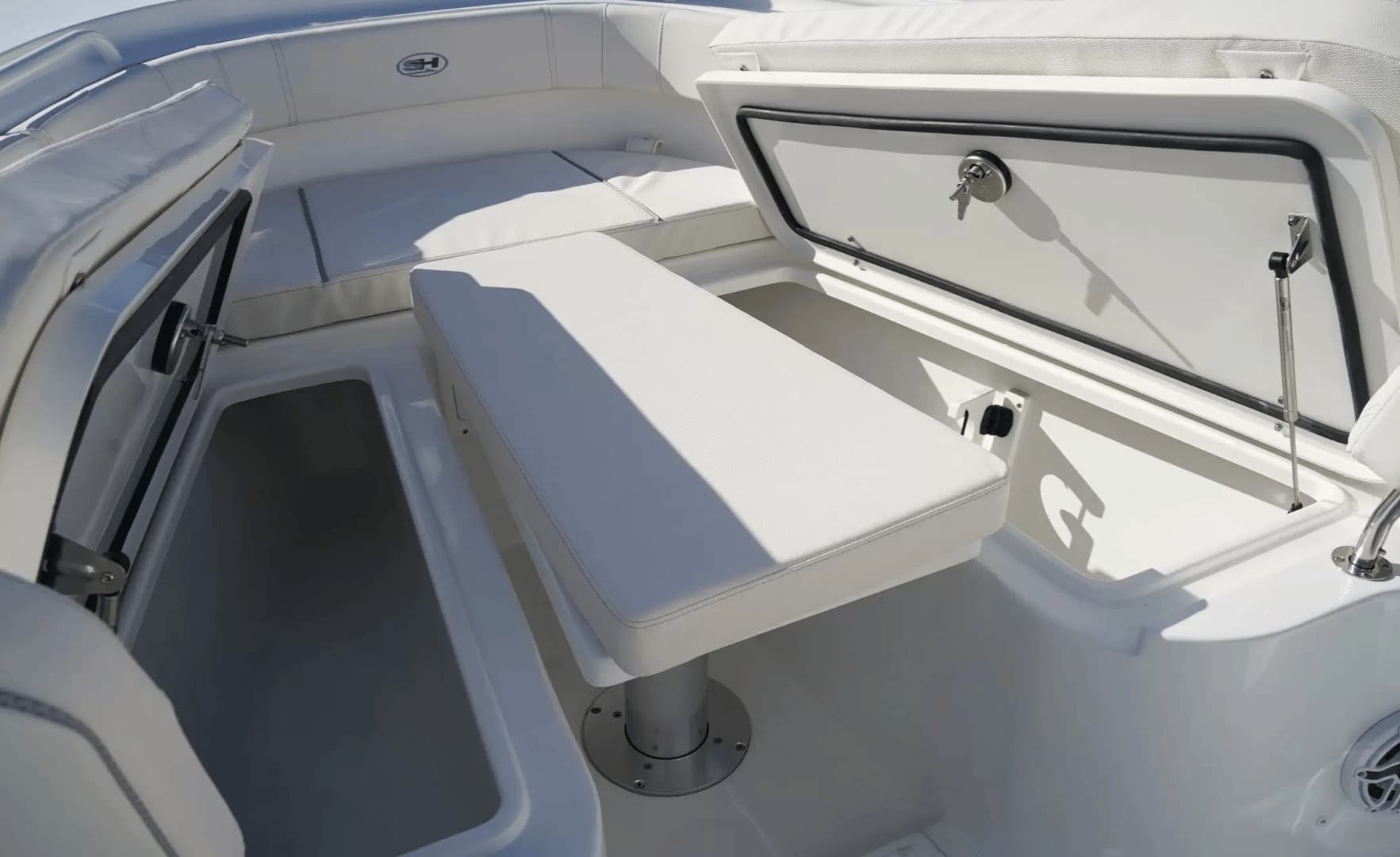 2026 Sea Hunt Ultra 305SE