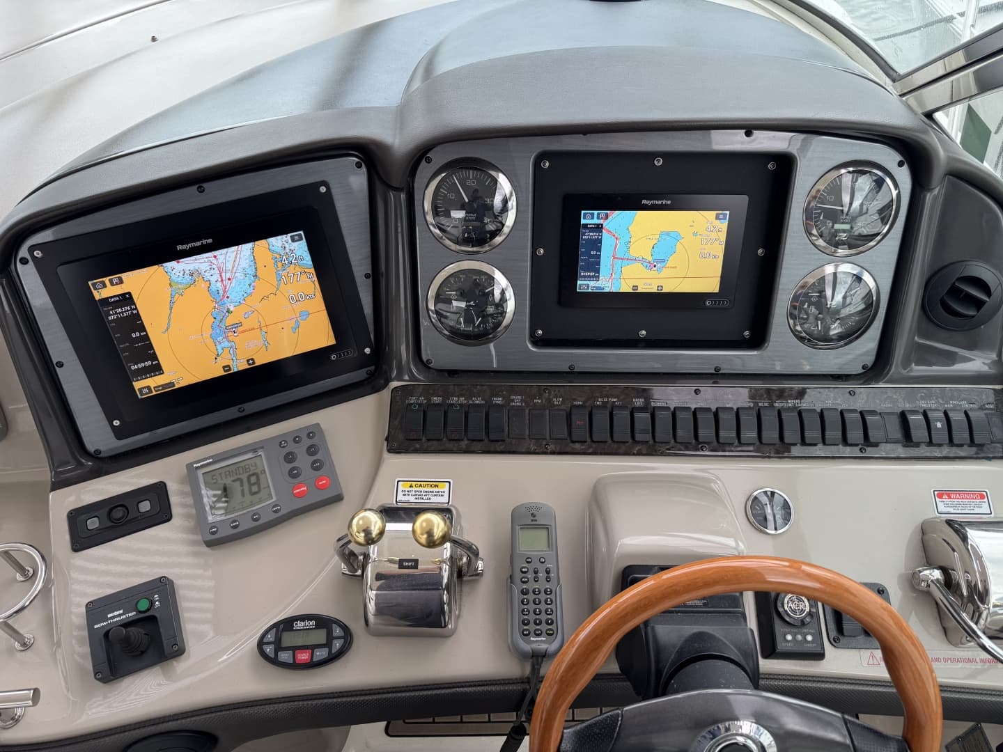 2005 Sea Ray 420 Sundancer