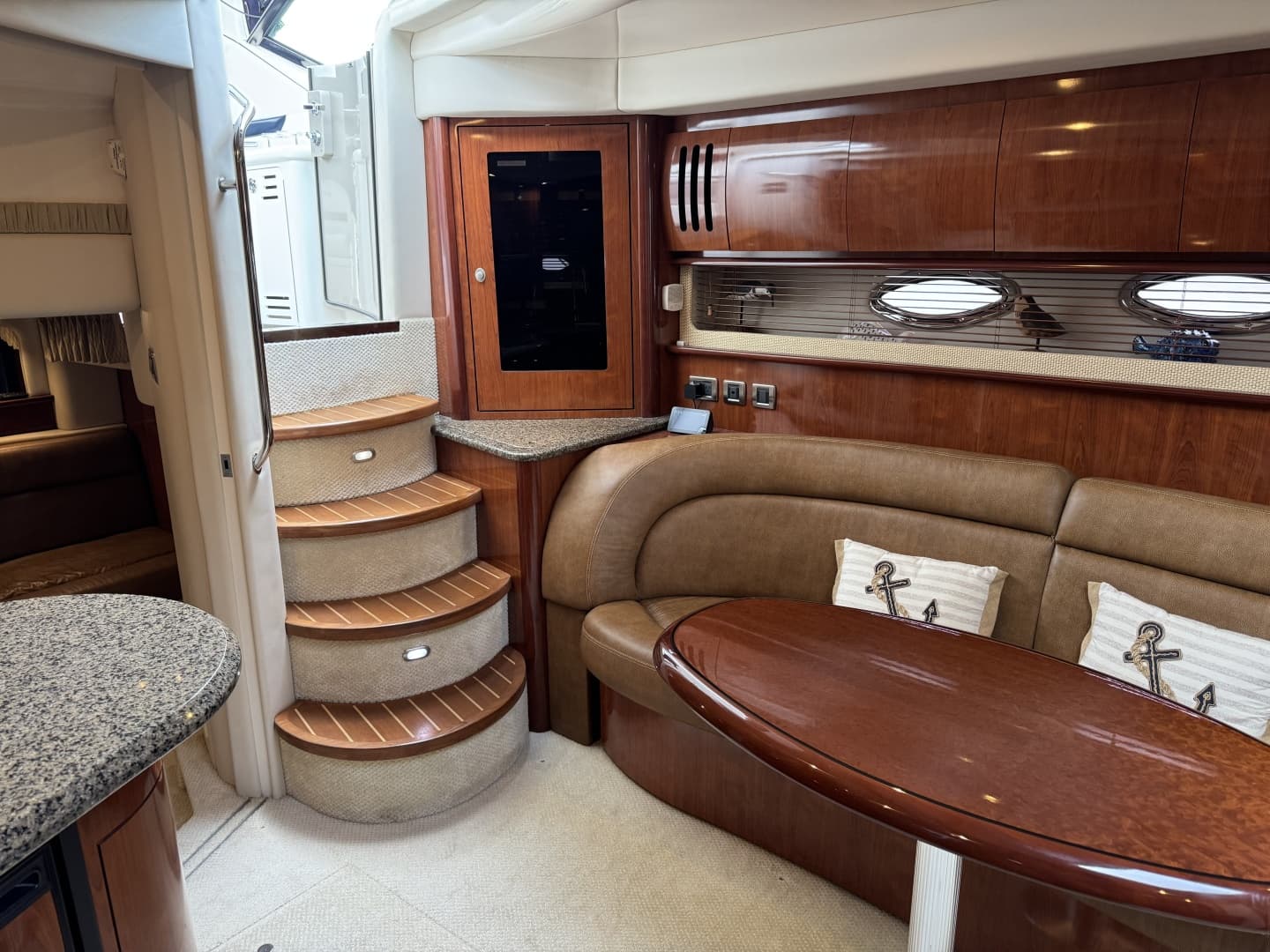 2005 Sea Ray 420 Sundancer
