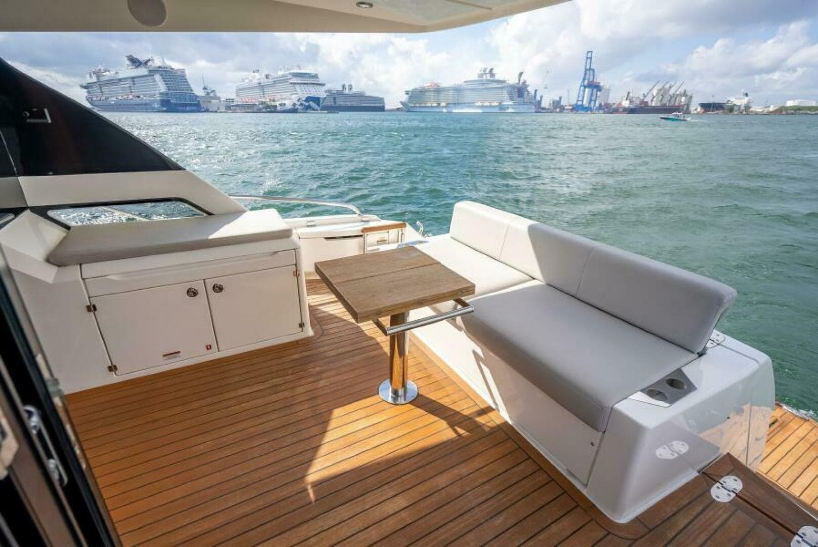 2021 Maritimo X50