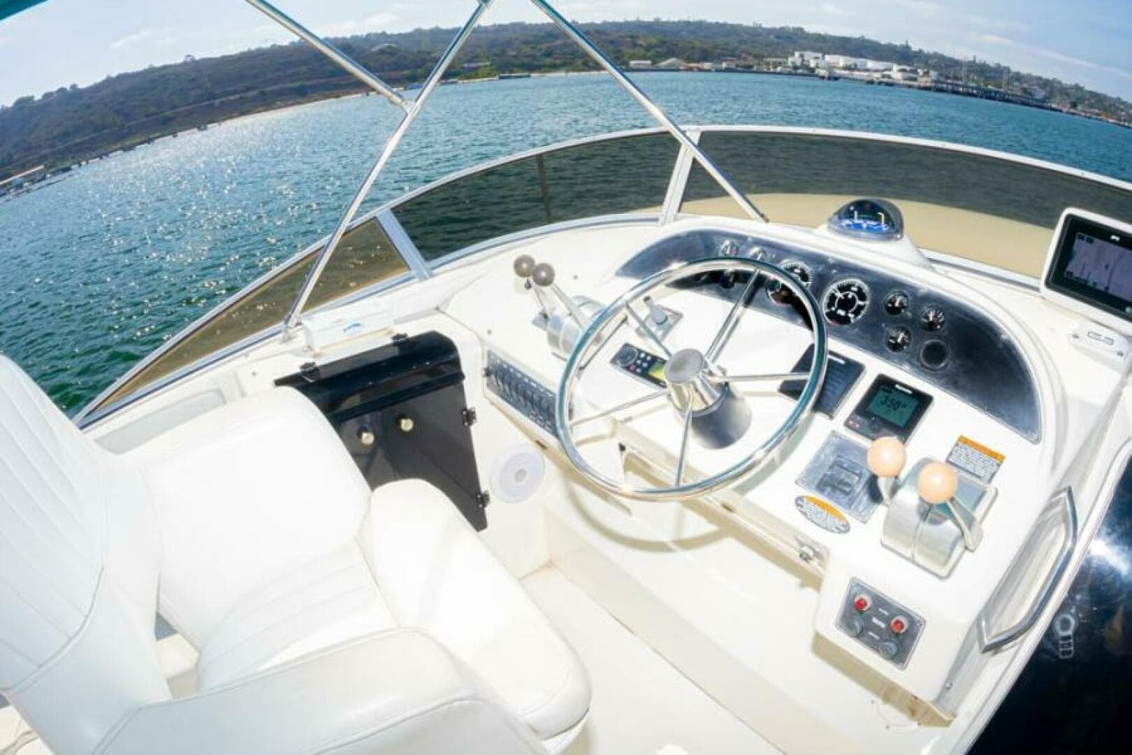2004 Meridian 490 Pilothouse