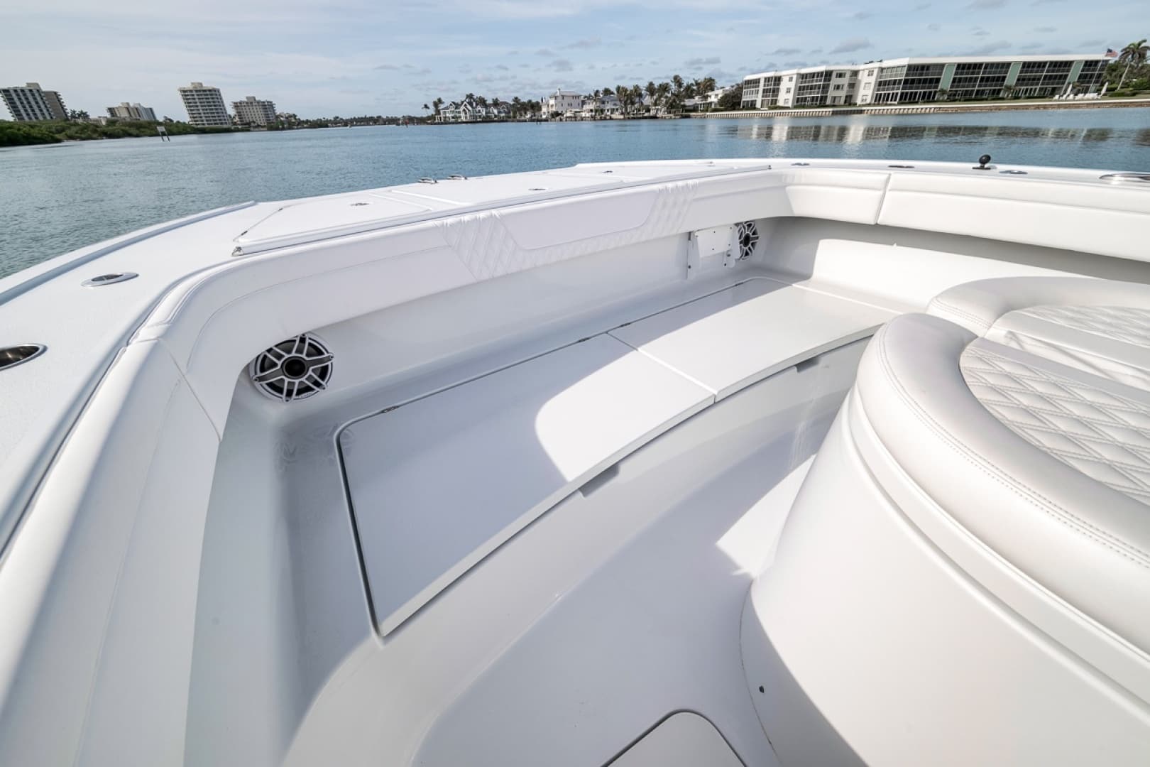 2024 Costa Custom 34 SV