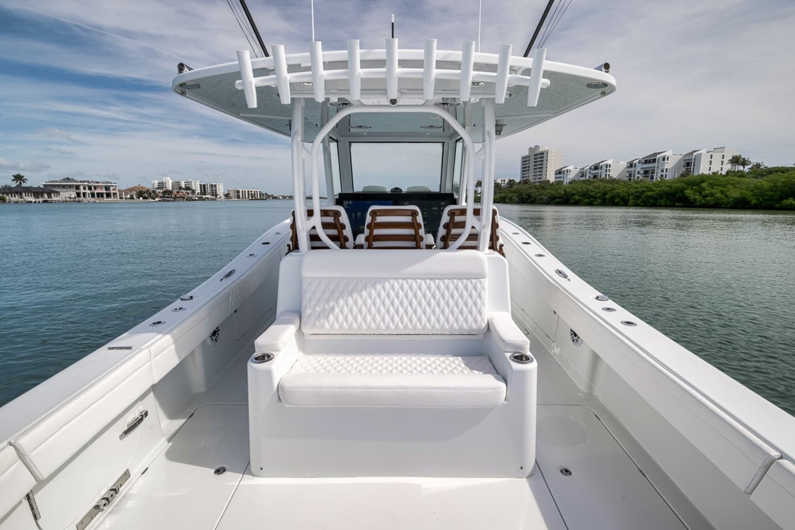 2024 Costa Custom 34 SV