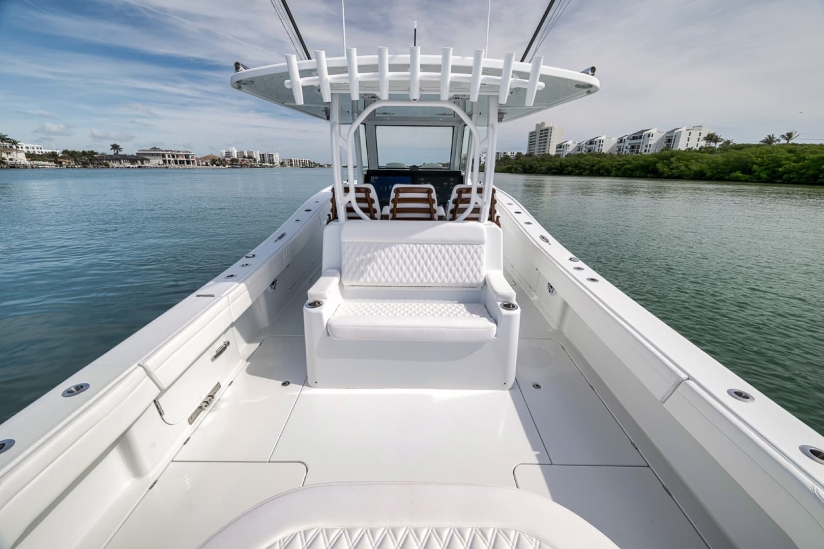 2024 Costa Custom 34 SV