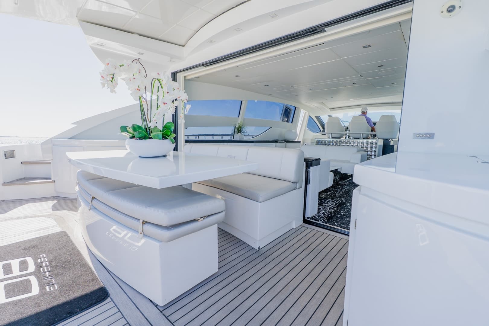 2010 Pershing 80