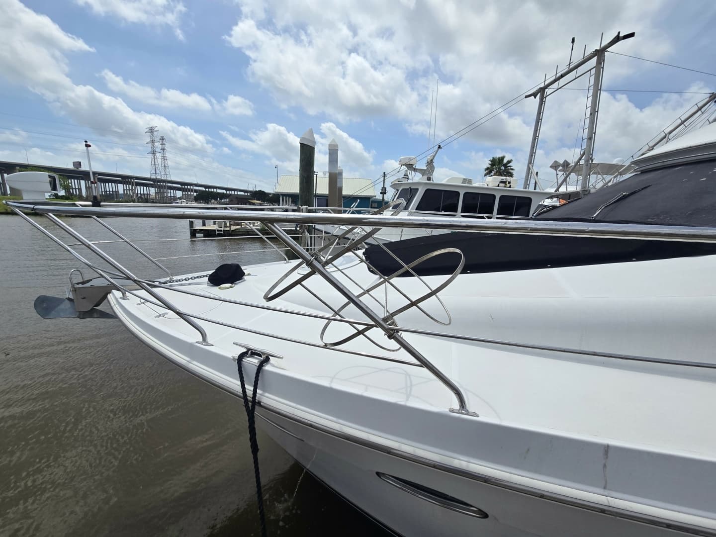 2000 Carver 530