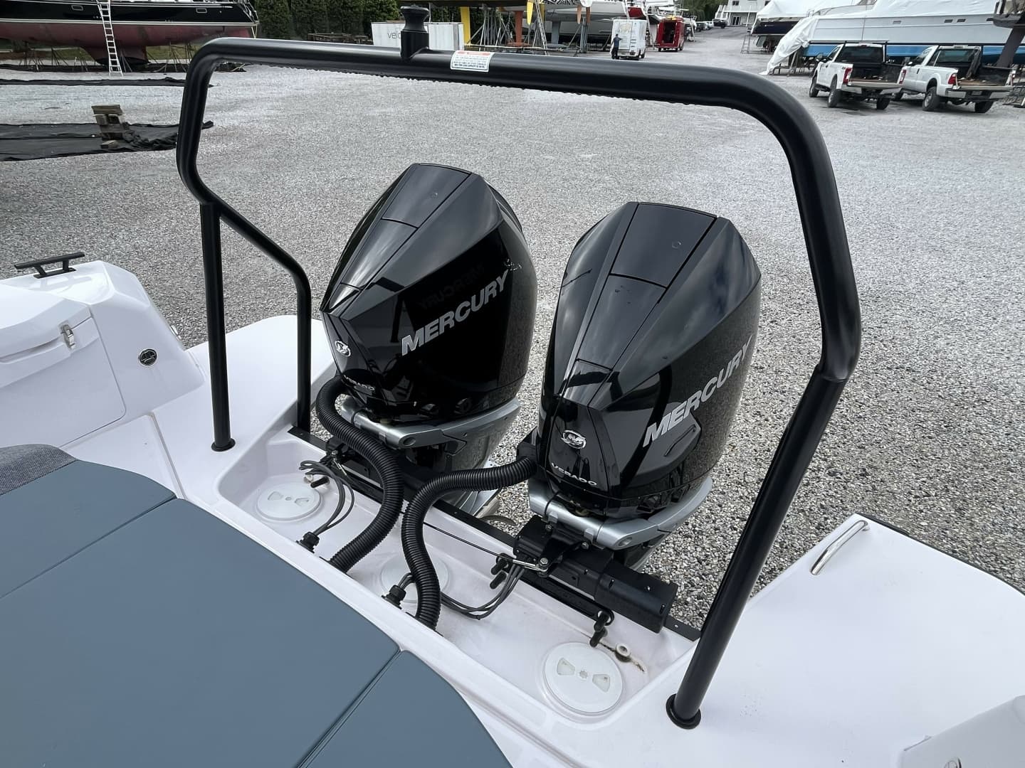 2025 Axopar 37 Sun Top