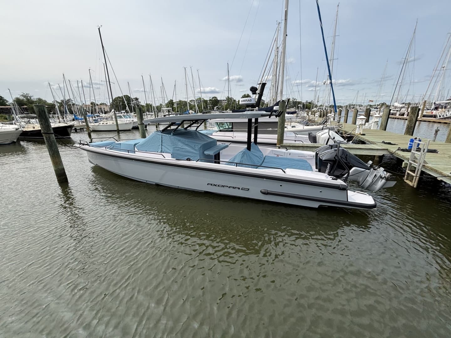 2025 Axopar 37 Sun Top