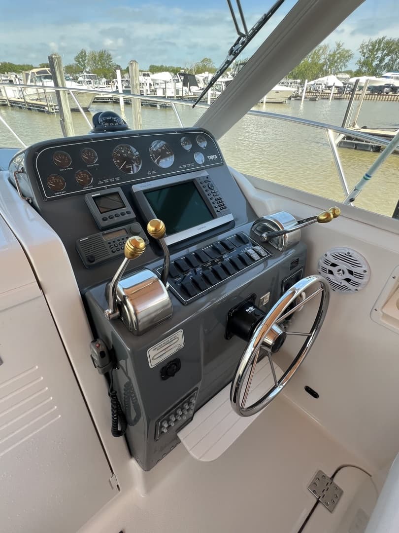 2000 Tiara Yachts 29 Coronet
