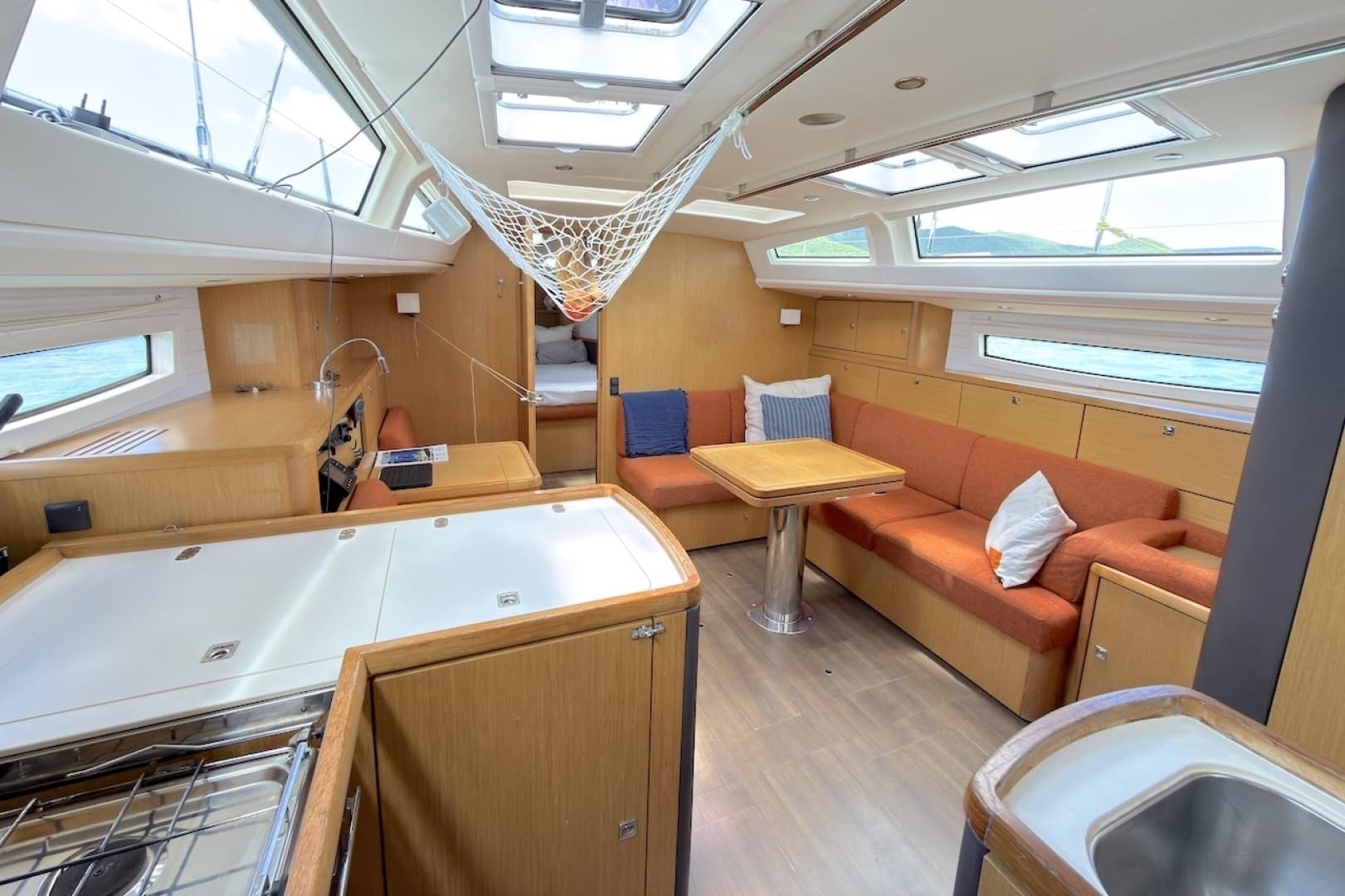 2013 Bavaria Vision 46