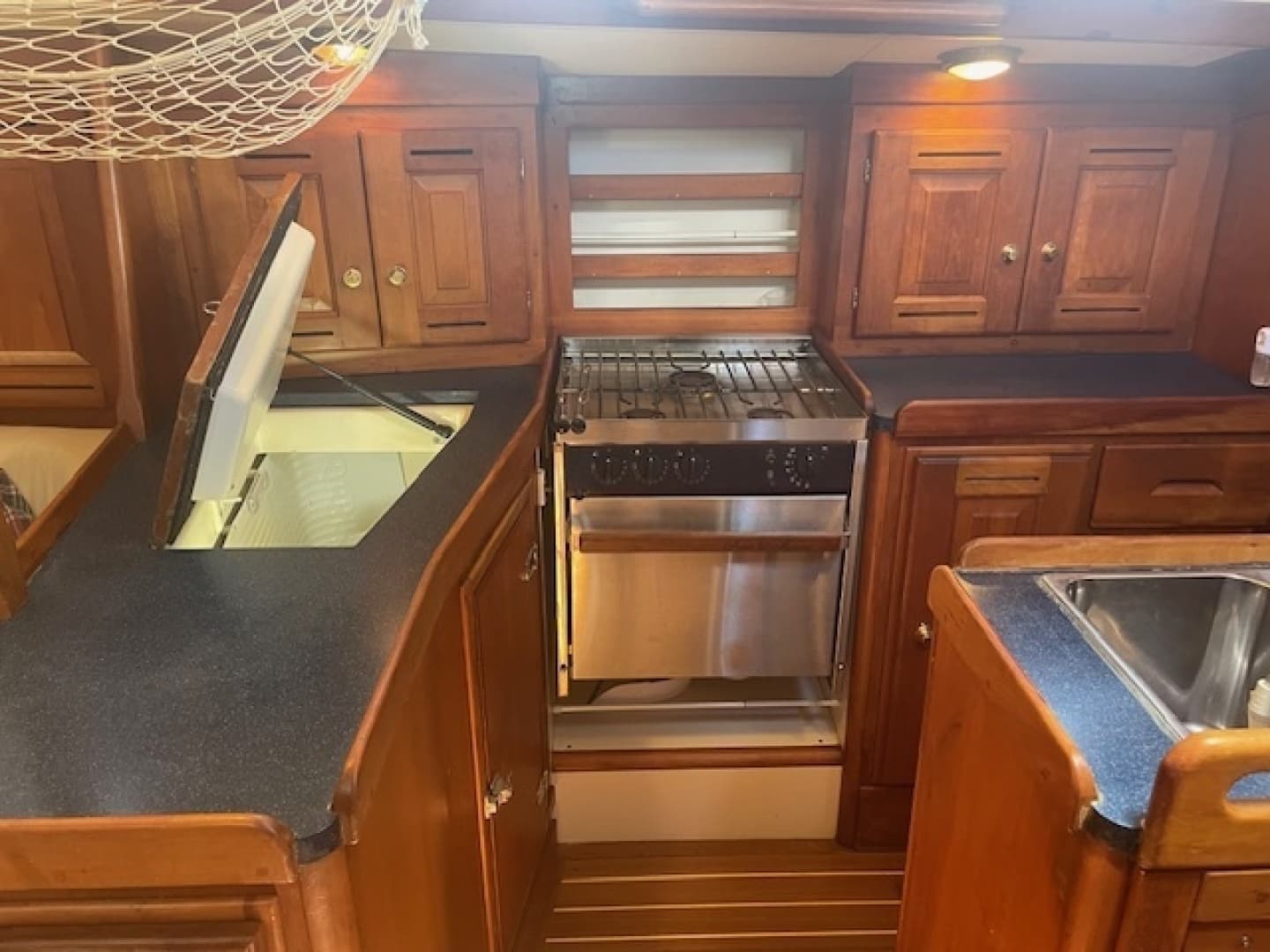 2001 Tartan 3700
