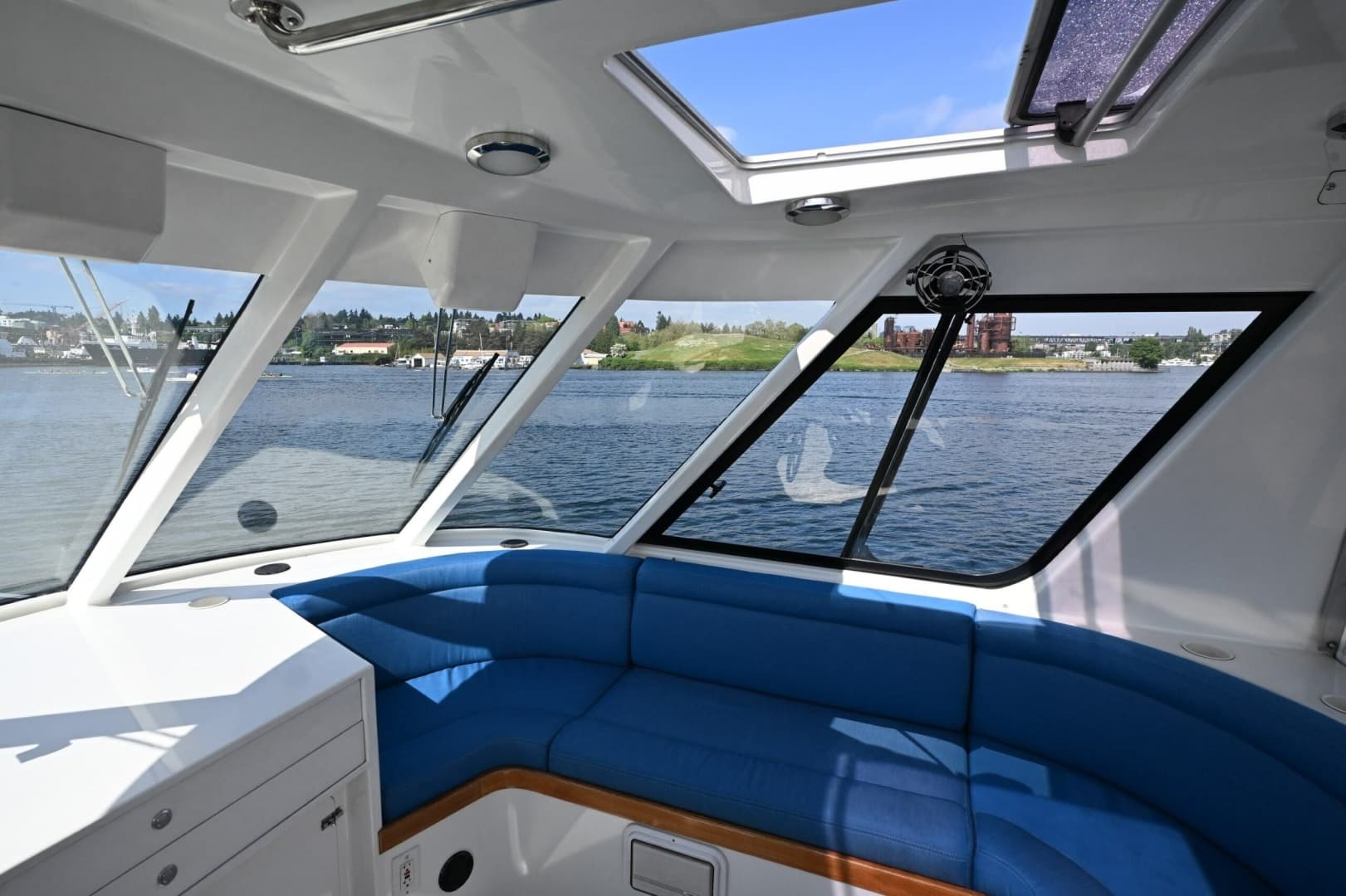 2002 Powercat 41.4