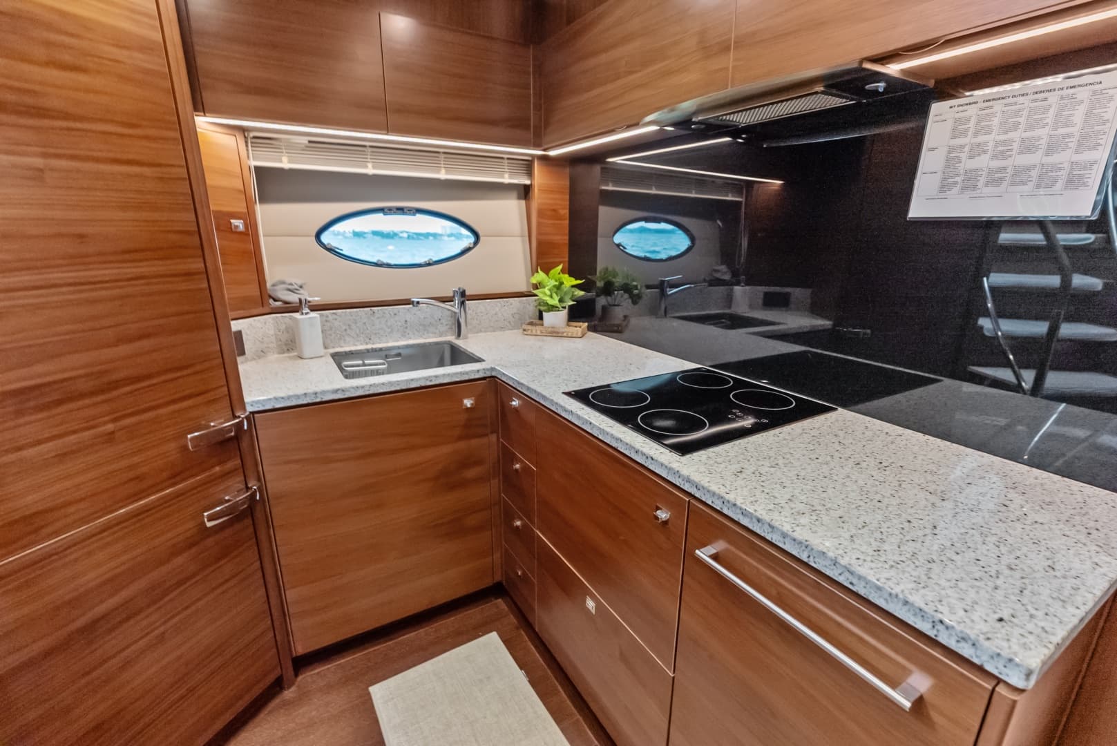 2014 Princess S72