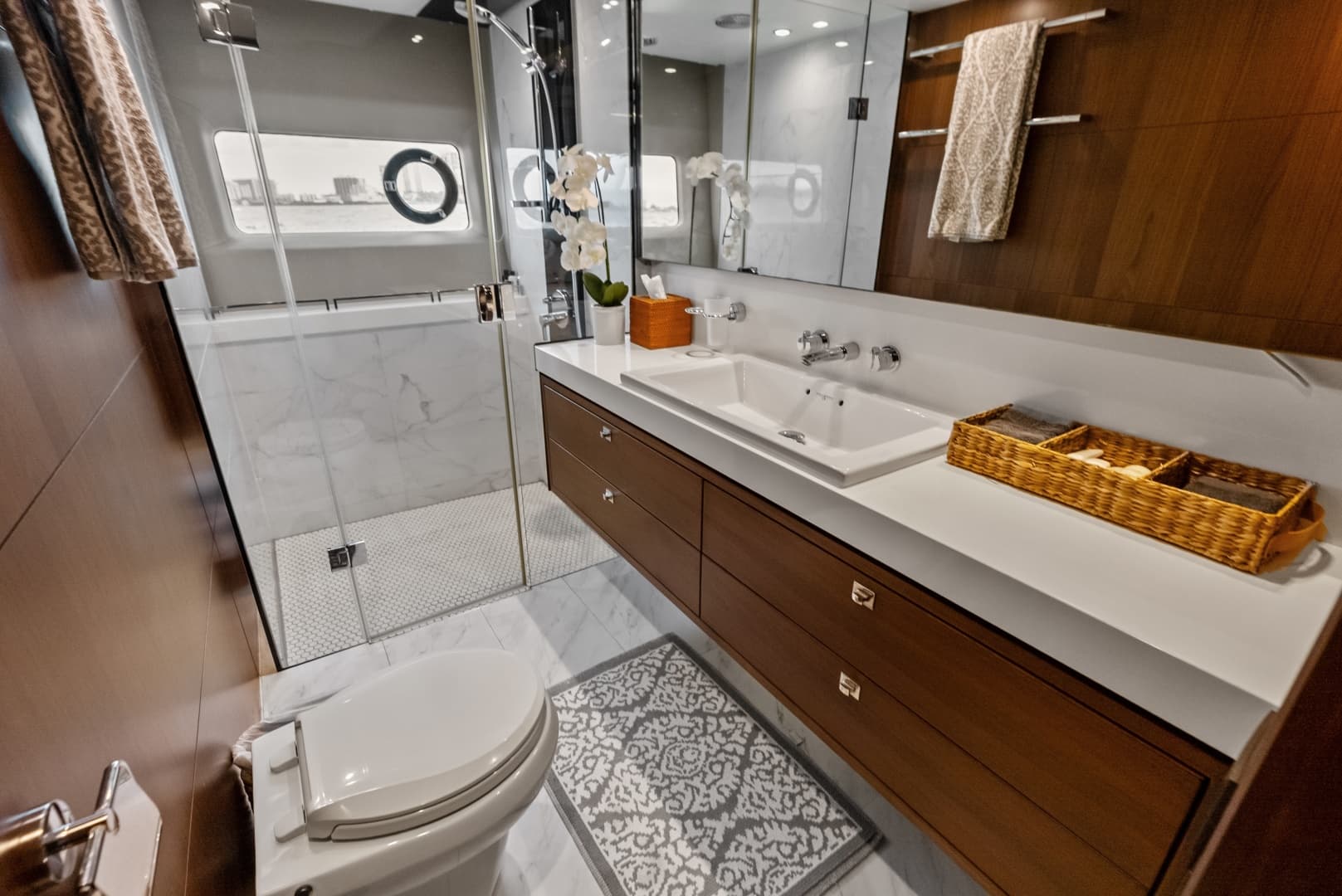 2014 Princess S72