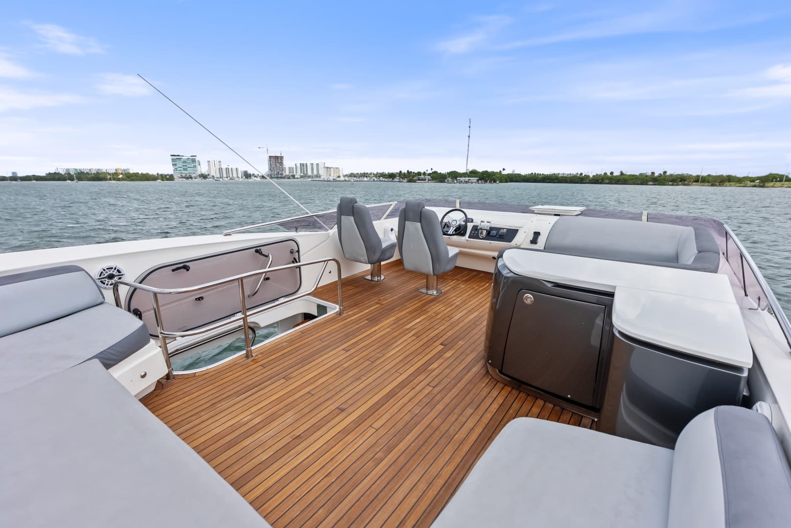 2014 Princess S72