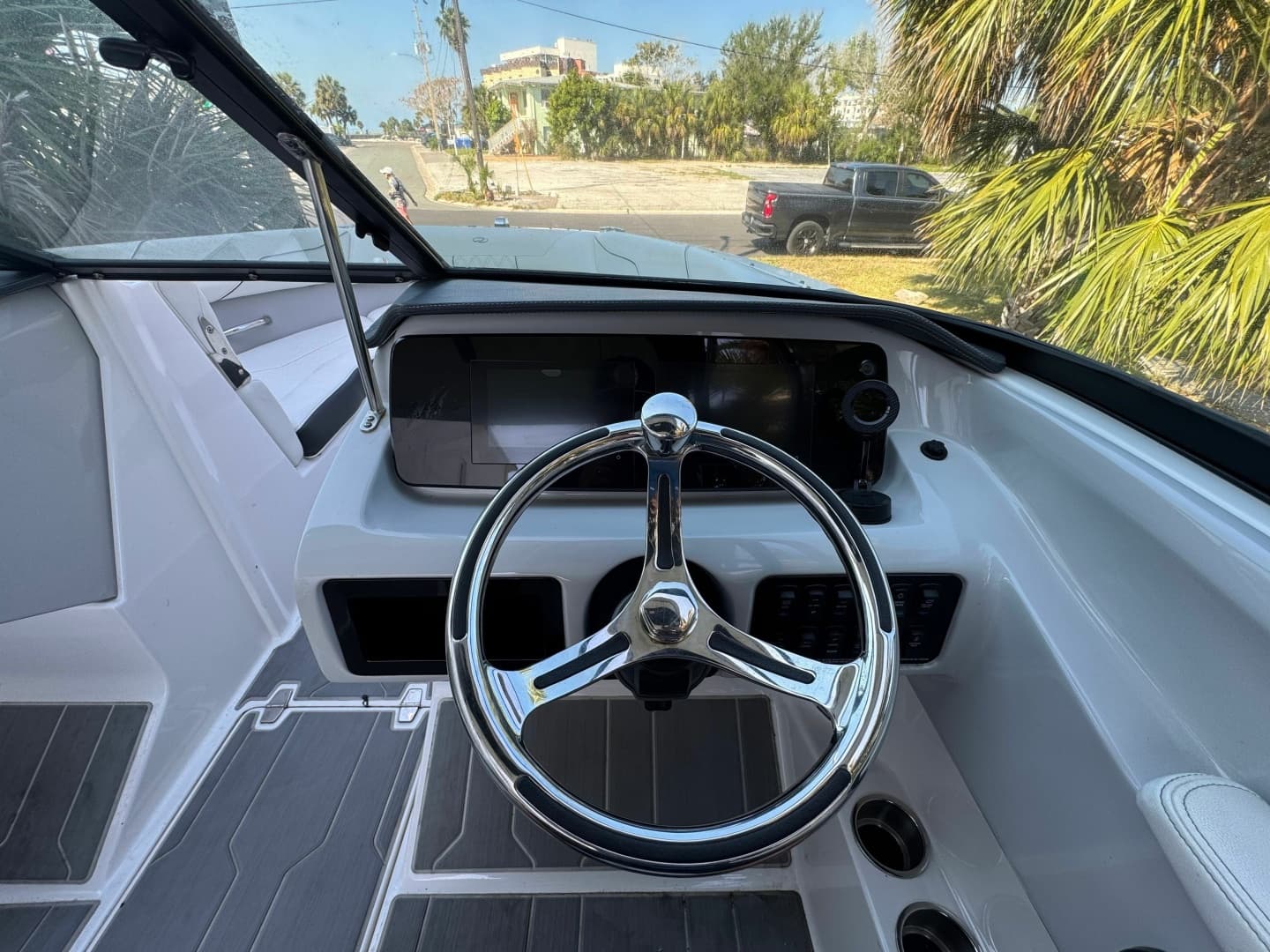 2022 Regal LX2