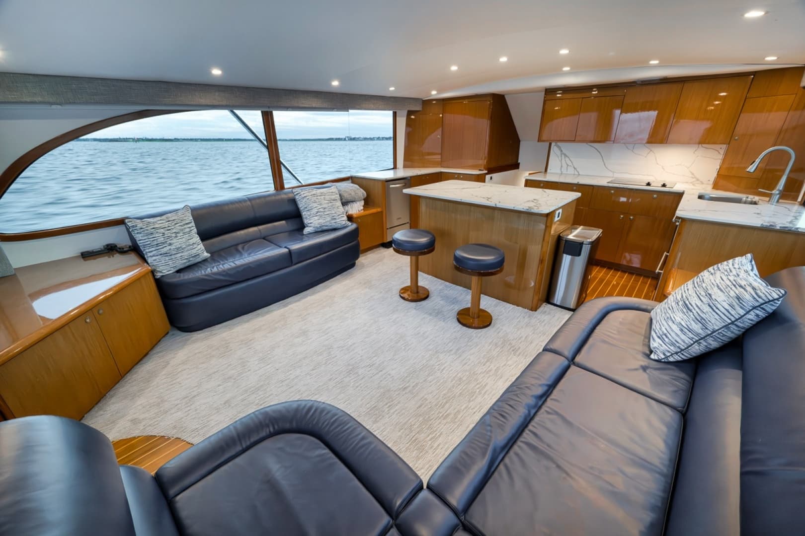 1999 Weaver 58C
