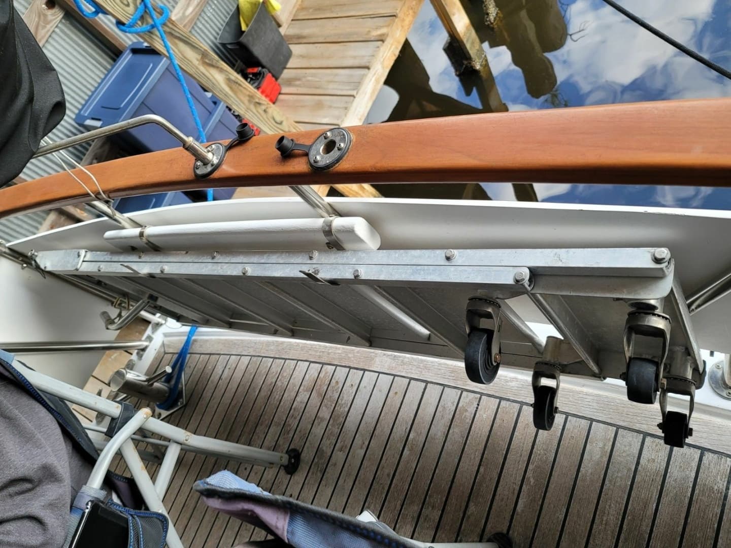 1990 DeFever Offshore Cruiser