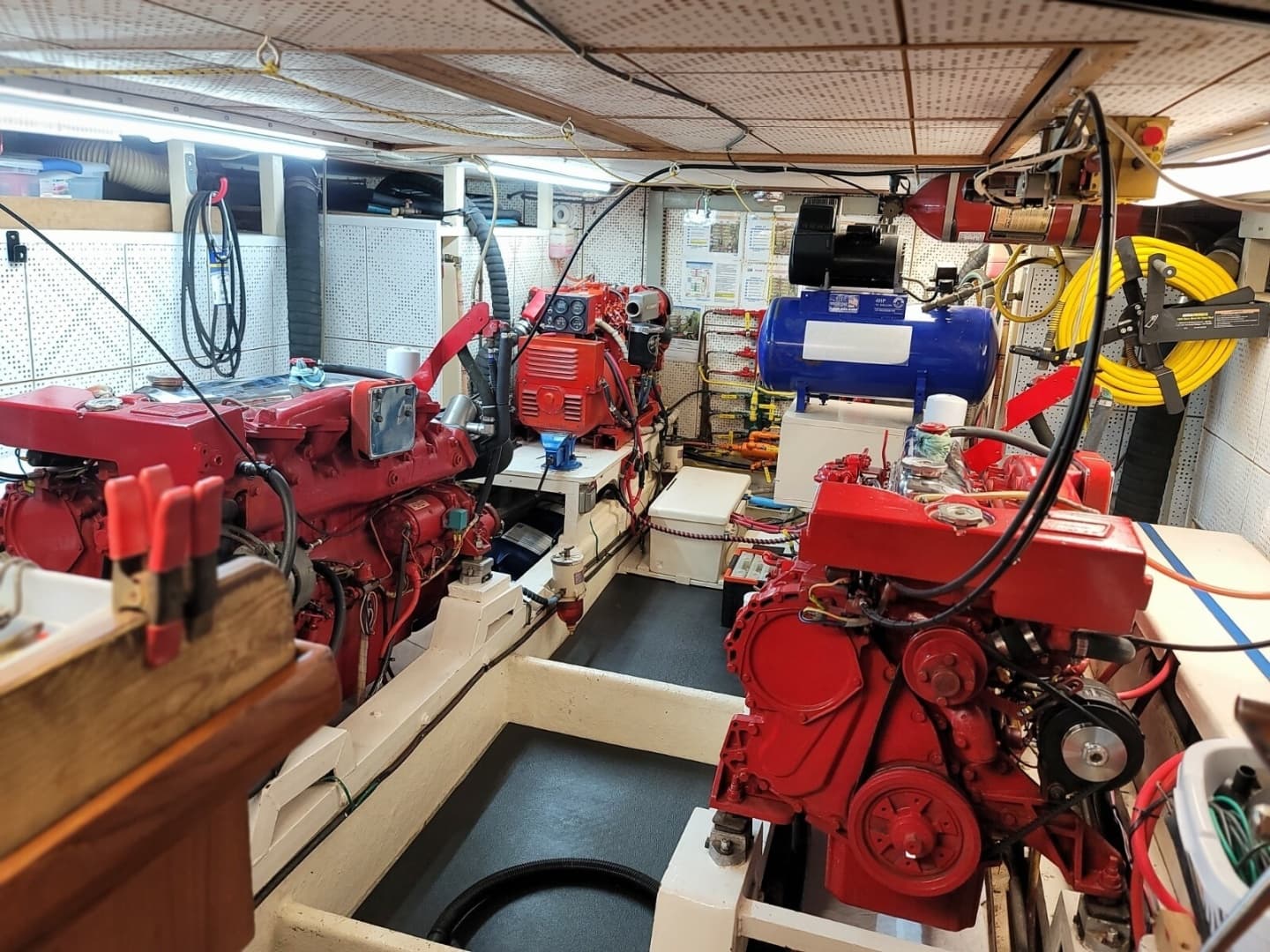 1990 DeFever Offshore Cruiser
