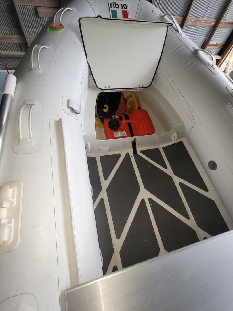 1990 DeFever Offshore Cruiser