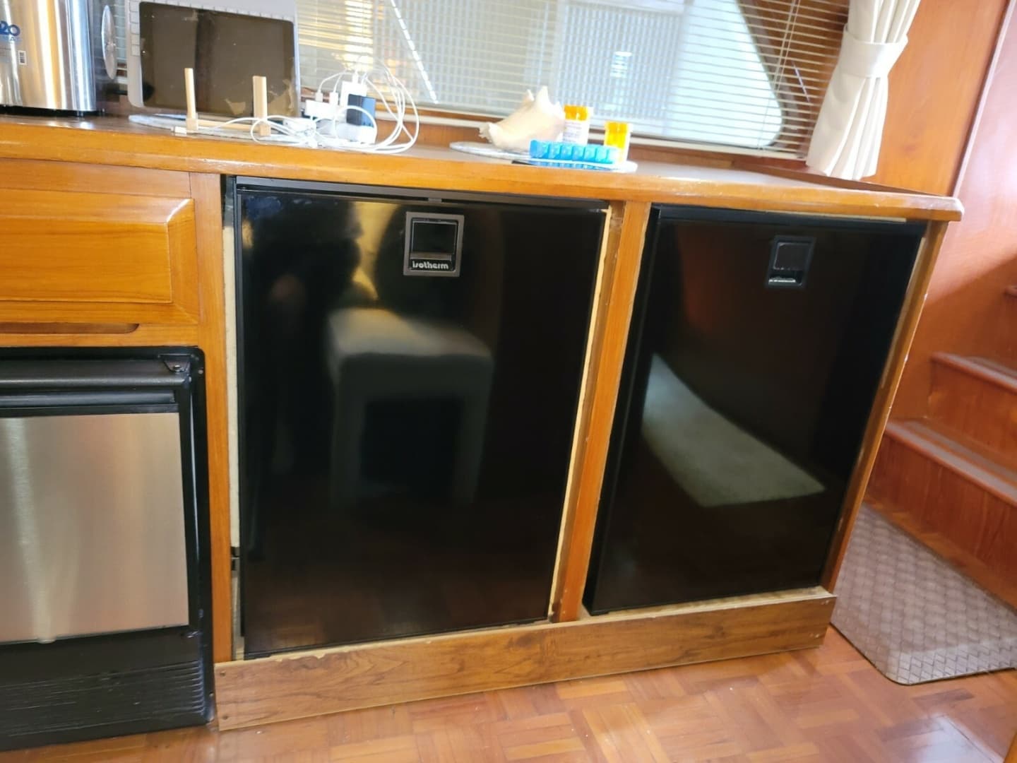 1990 DeFever Offshore Cruiser
