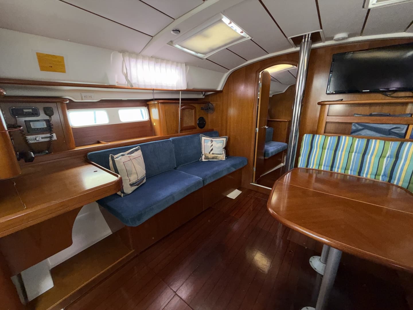 1998 Beneteau 411