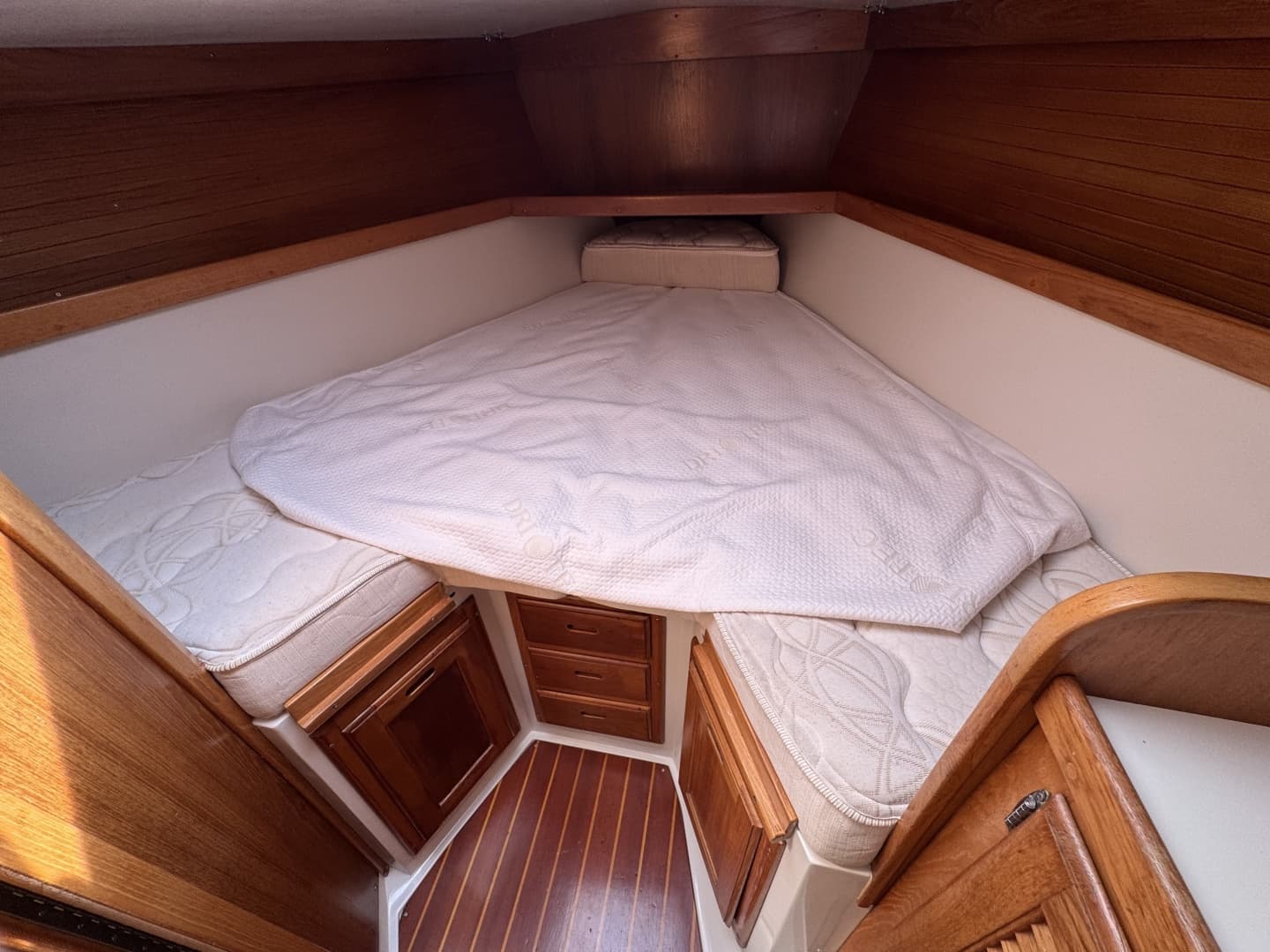 1996 Catalina 36 MKII
