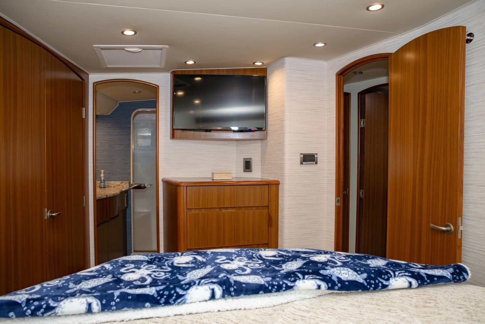 Viking 60 DEBS JEM - Master Stateroom