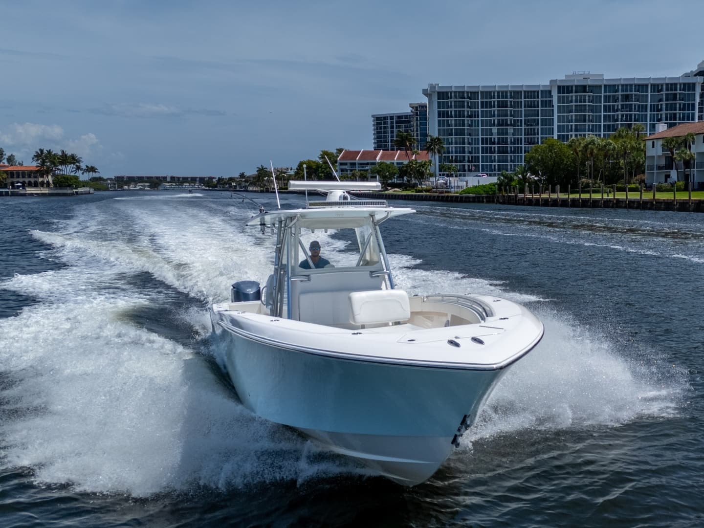 2017 Invincible 39 Open Fisherman