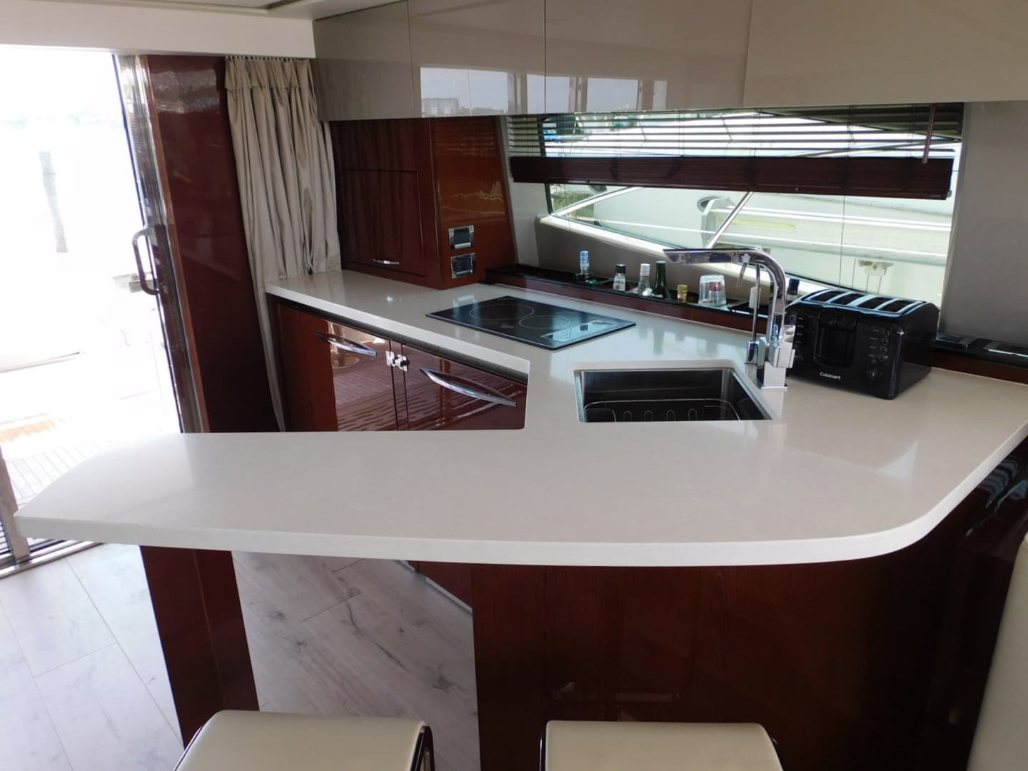 2019 Sea Ray 550L