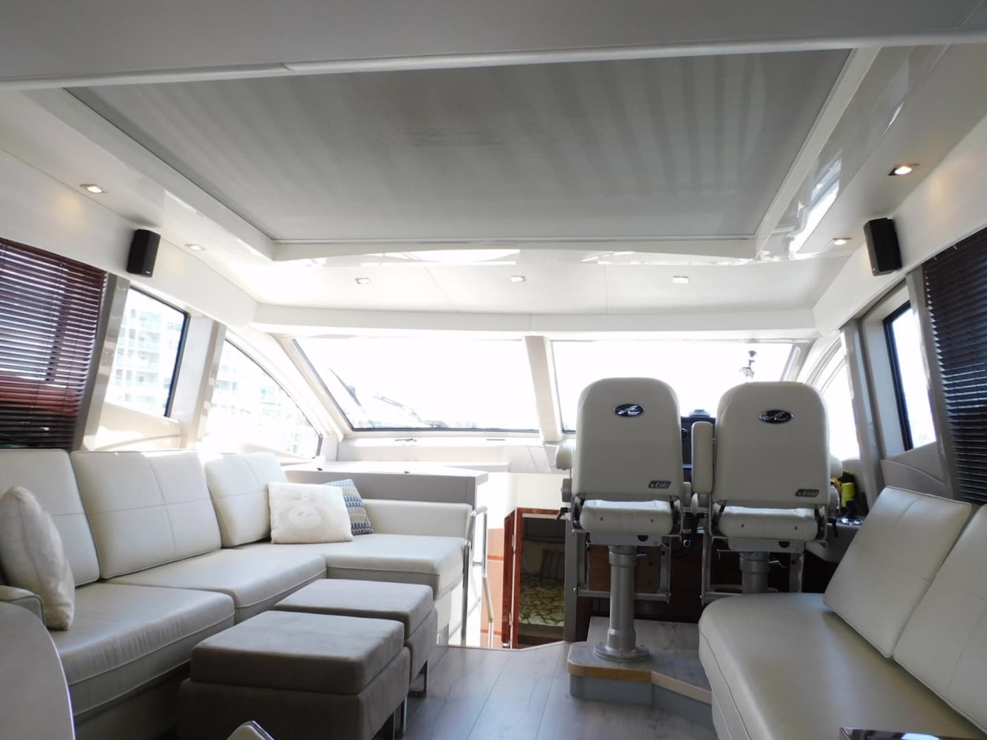 2019 Sea Ray 550L
