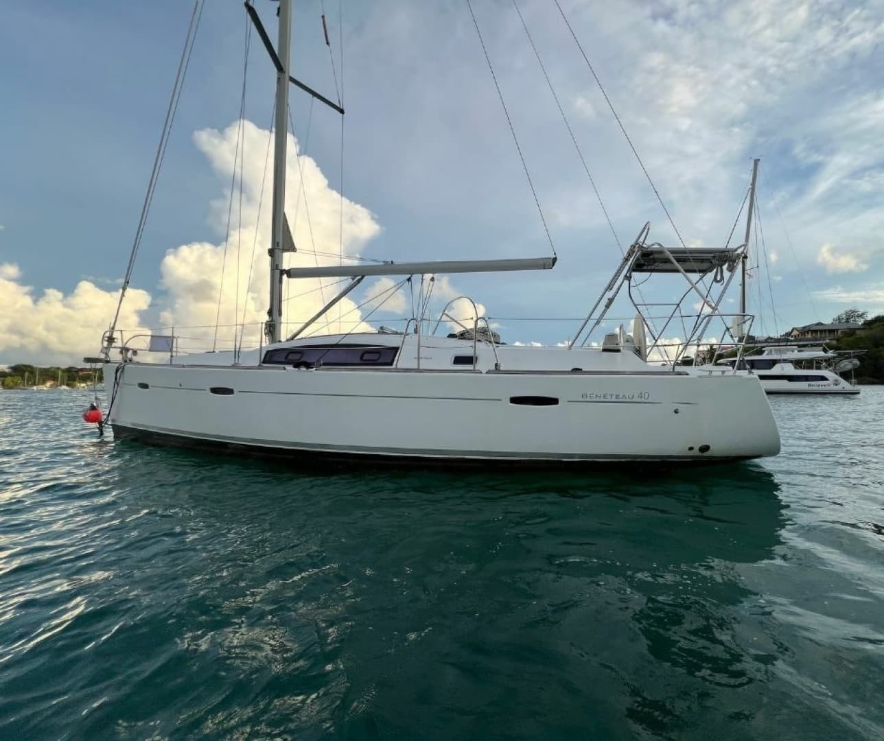 2011 Beneteau Oceanis 40