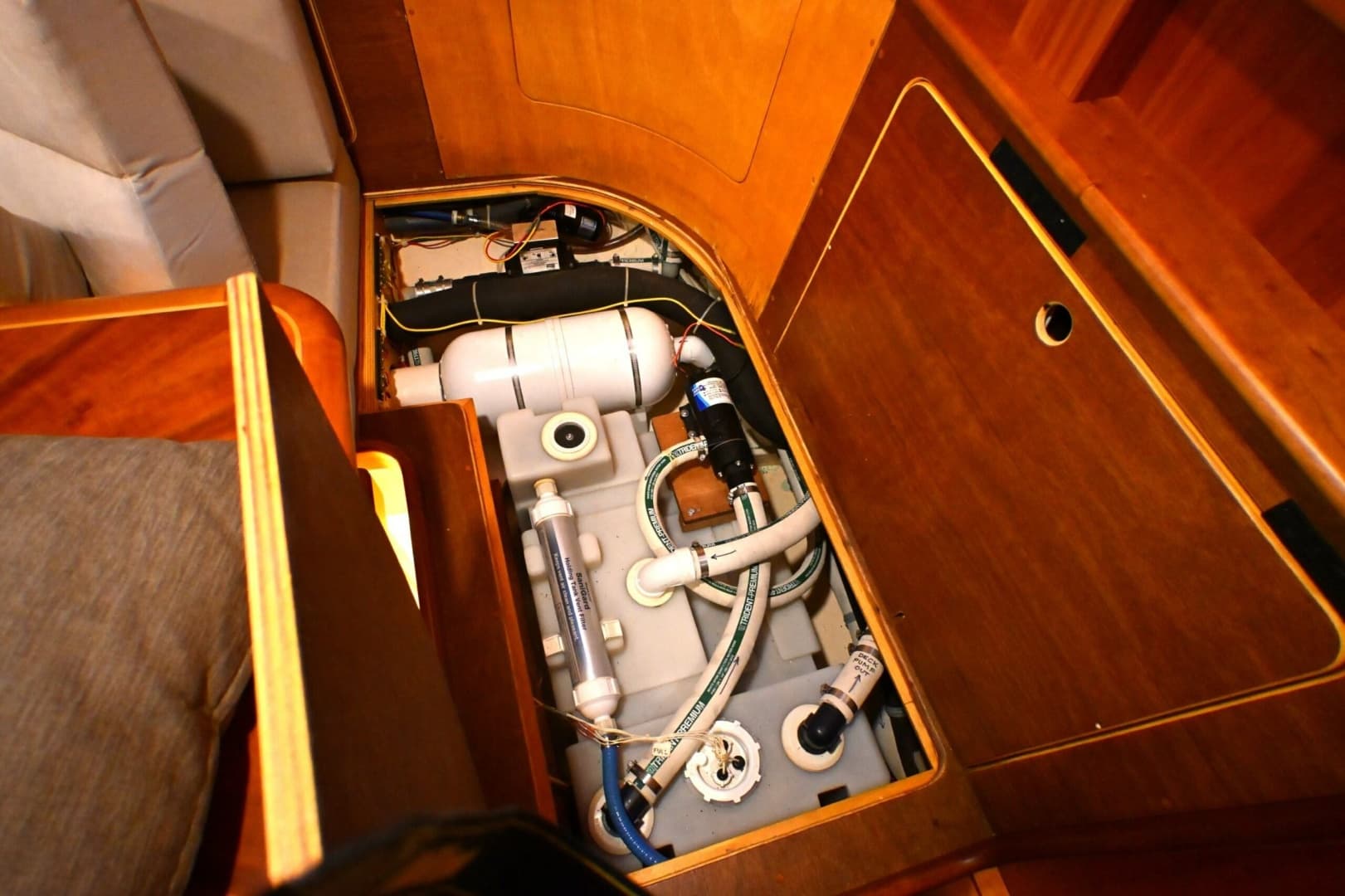 2006 Waterline 50
