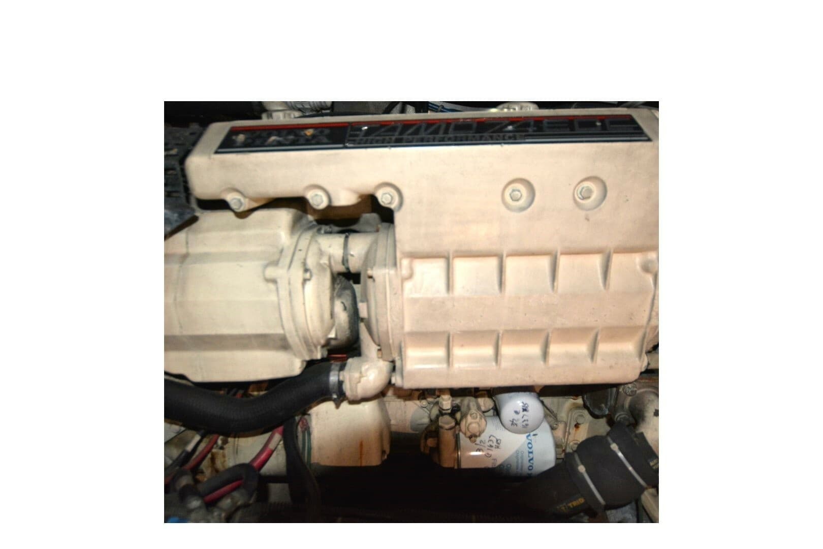 2000 Carver 504 Cockpit Motoryacht