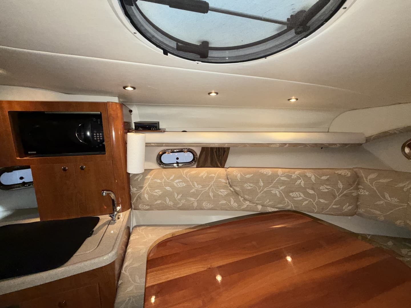 2005 Four Winns 268 Vista