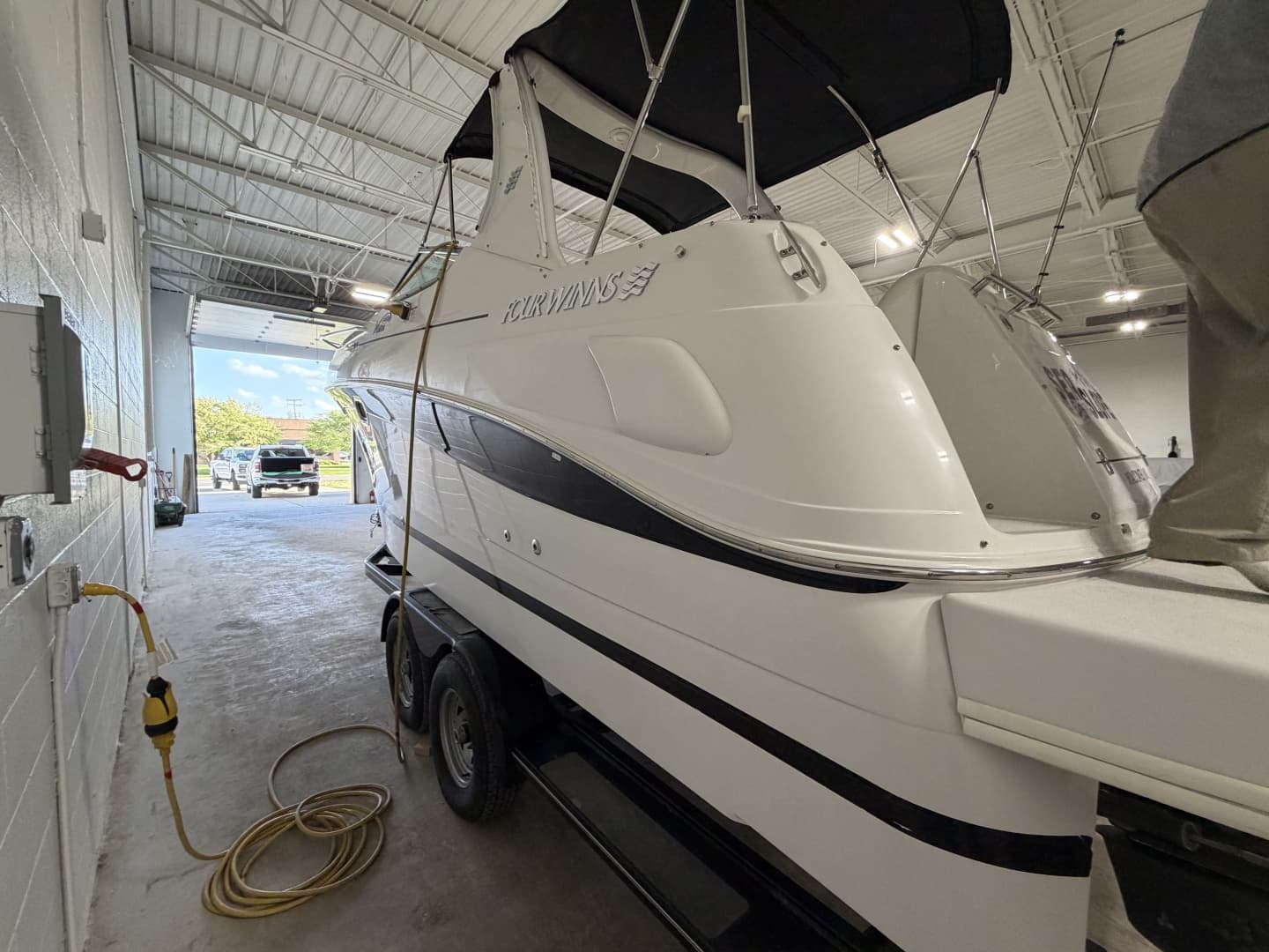 2005 Four Winns 268 Vista