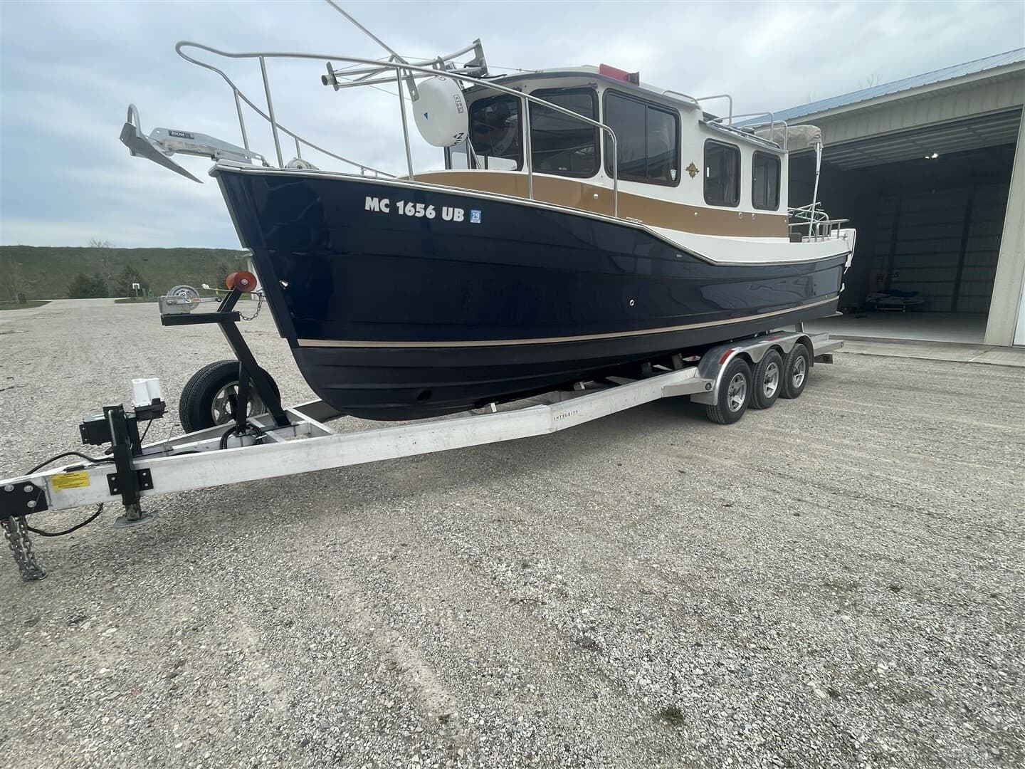 2015 Ranger Tugs R-27