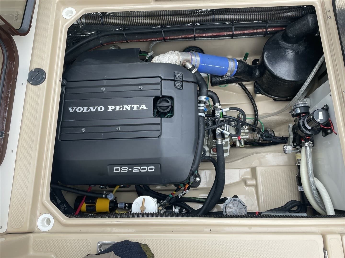 2015 Ranger Tugs R-27