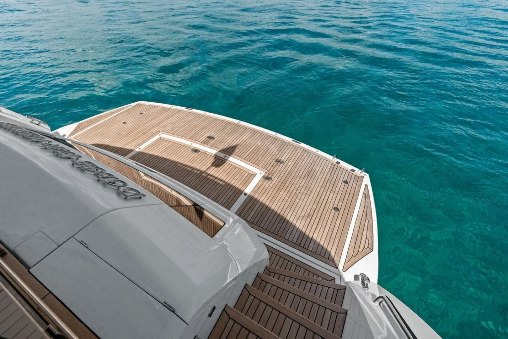 2026 Sunseeker 88 Yacht