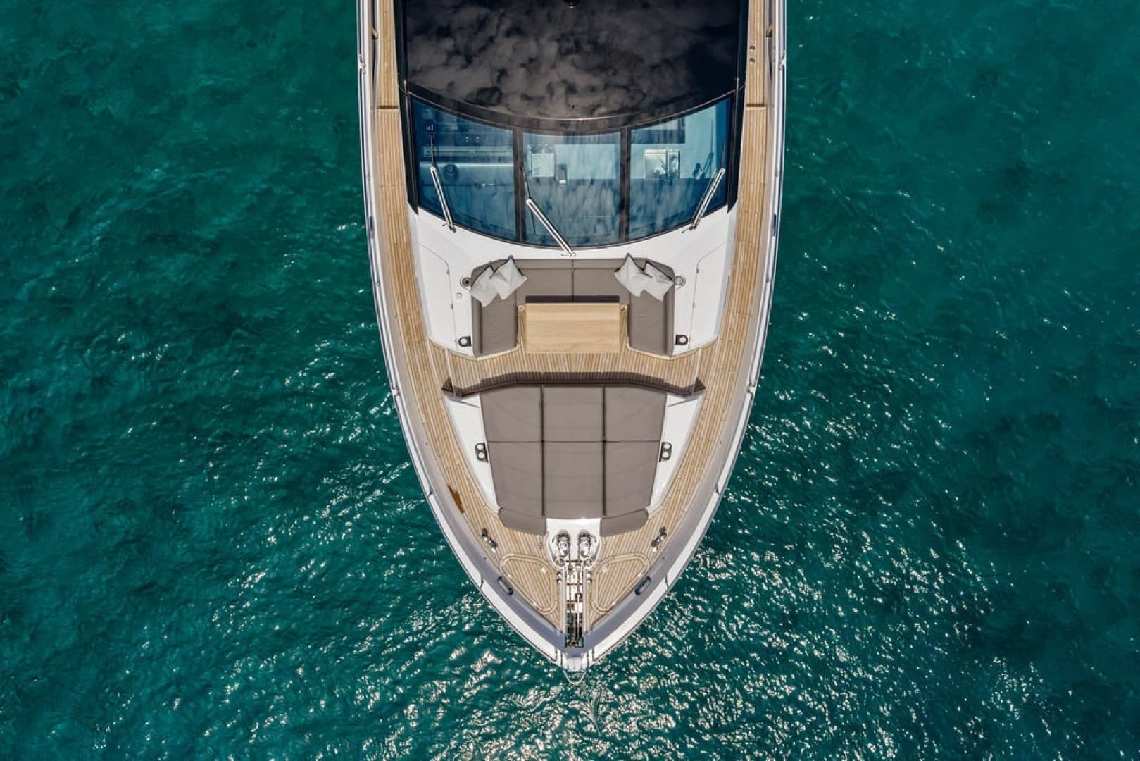 2026 Sunseeker 88 Yacht
