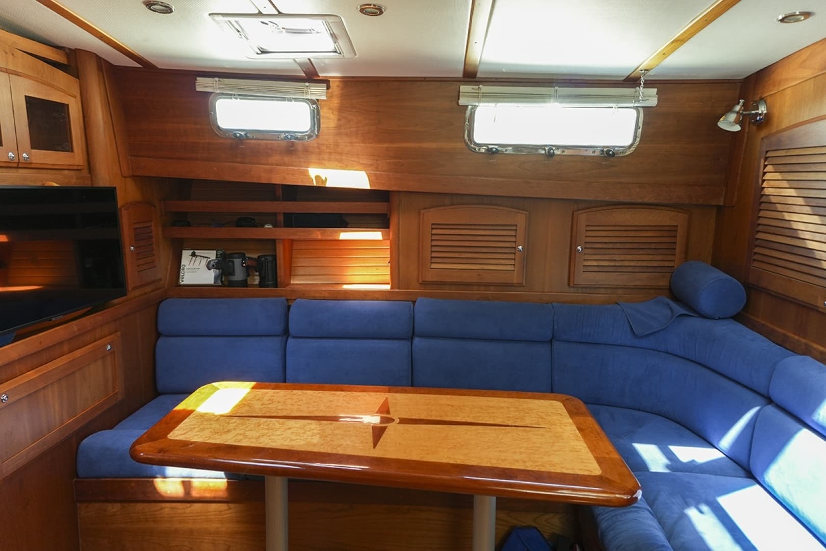 2006 Sabre 38 Hard Top Express