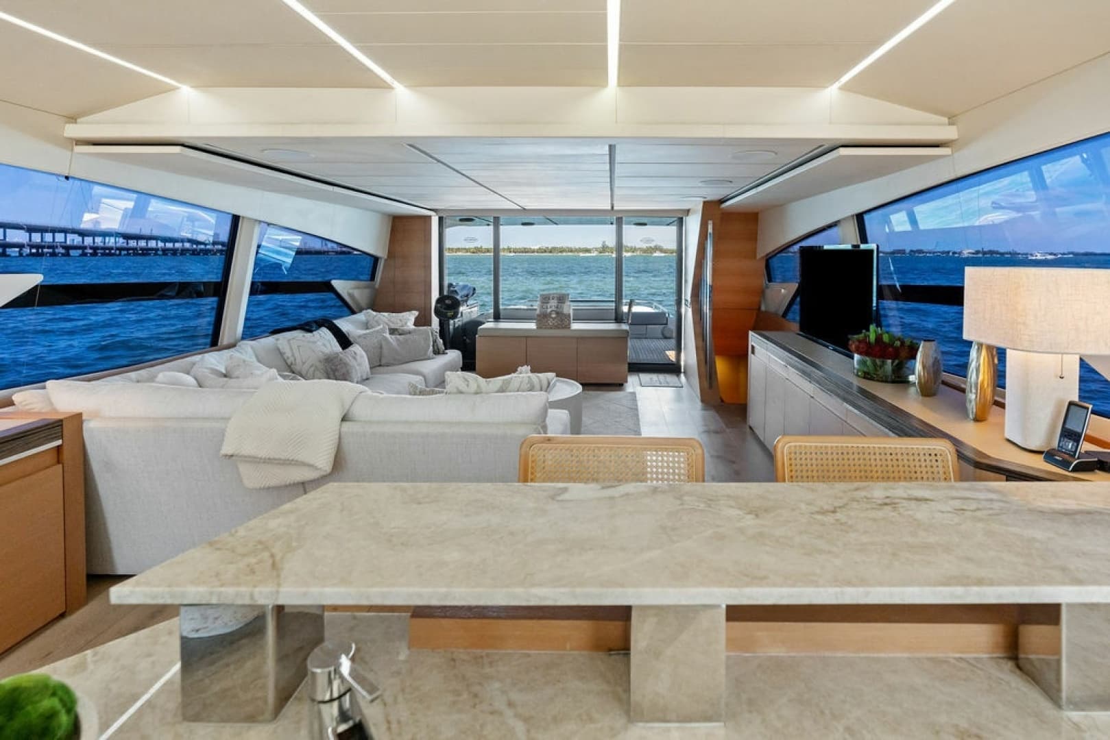 2012 Pershing 92