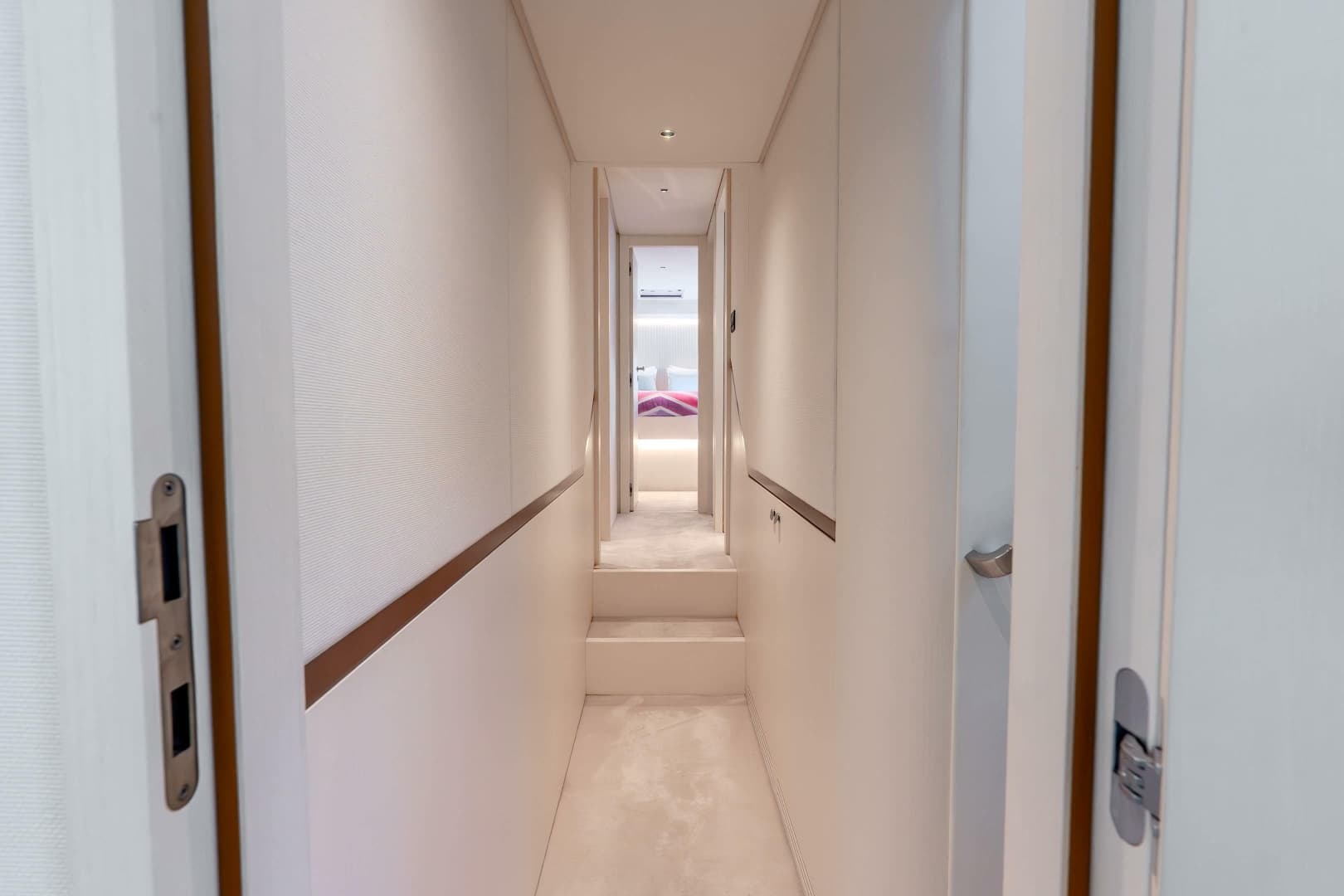 2023 Azimut Magellano 66