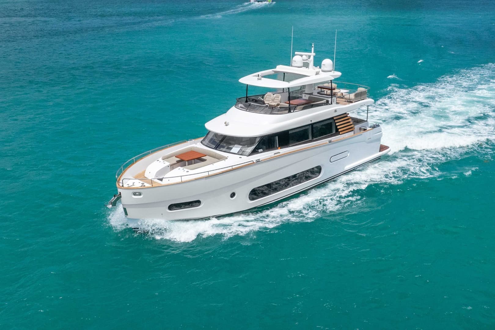 2023 Azimut Magellano 66